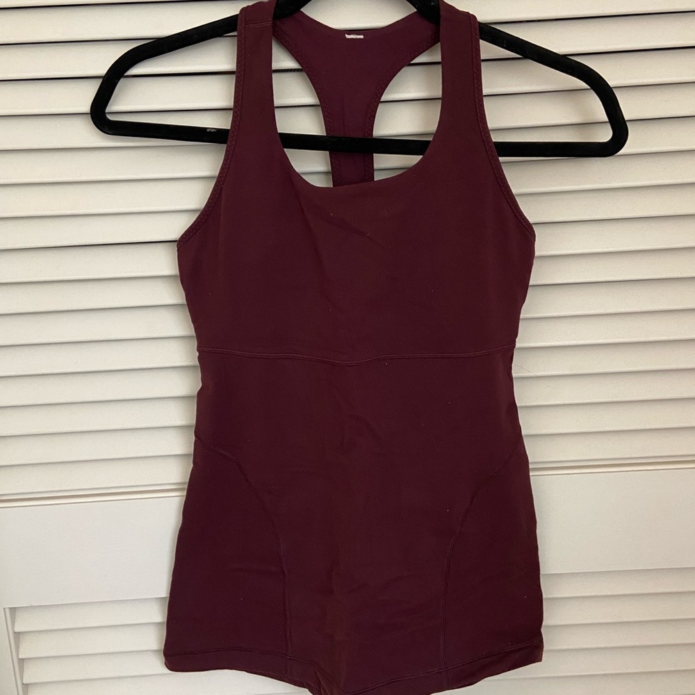 Lululemon tank